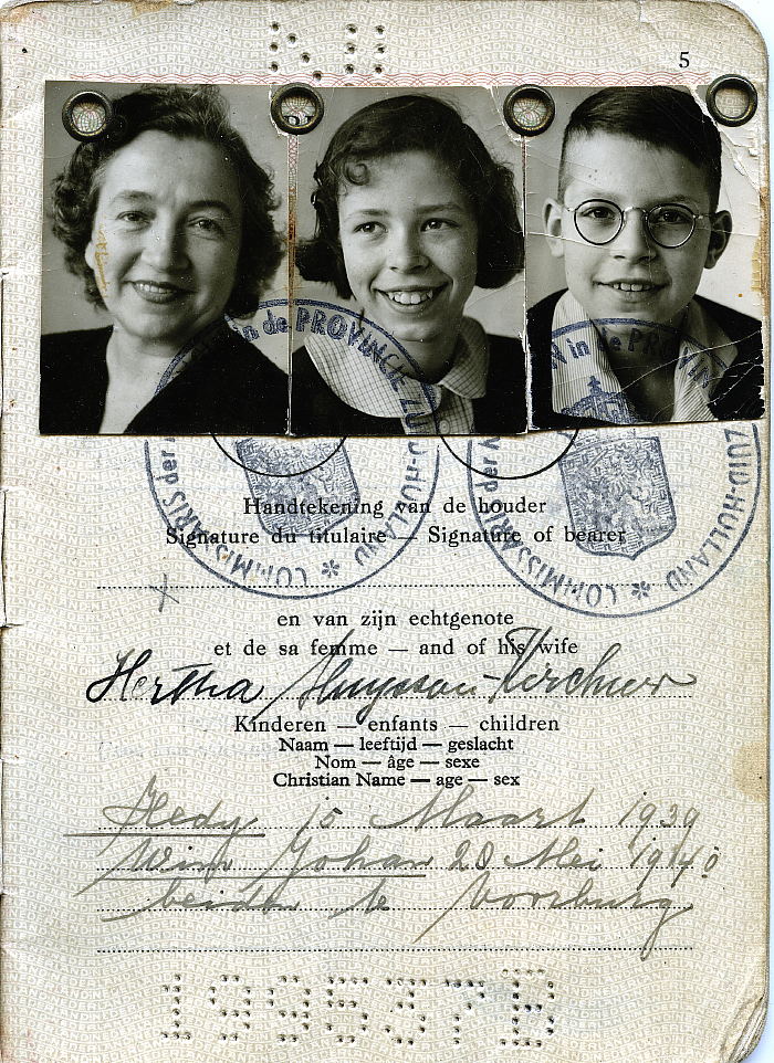 Hedy Muysson passport